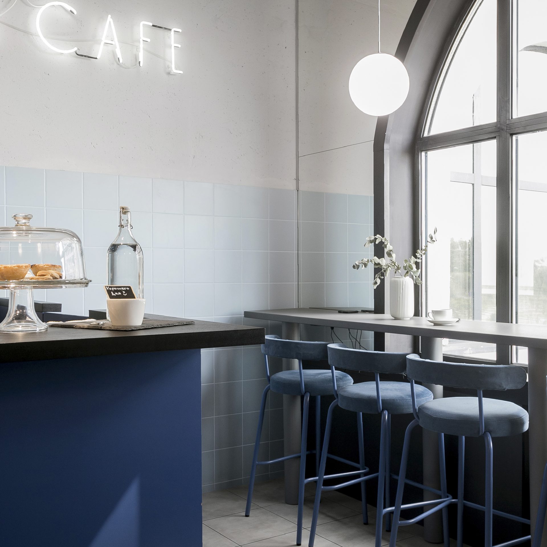 Mavi Cafe by ONE DESIGN