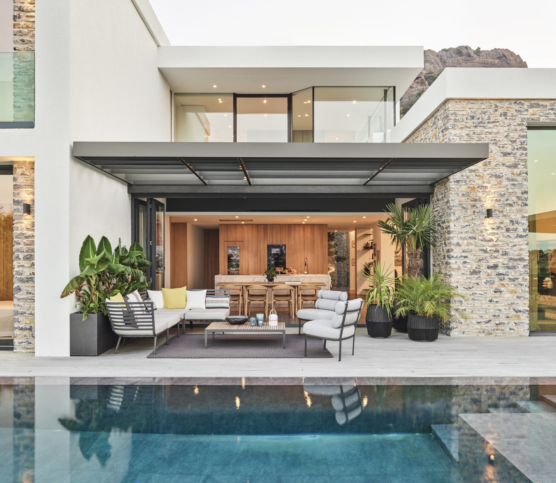 VILLA DRAMAN by ACARARCH