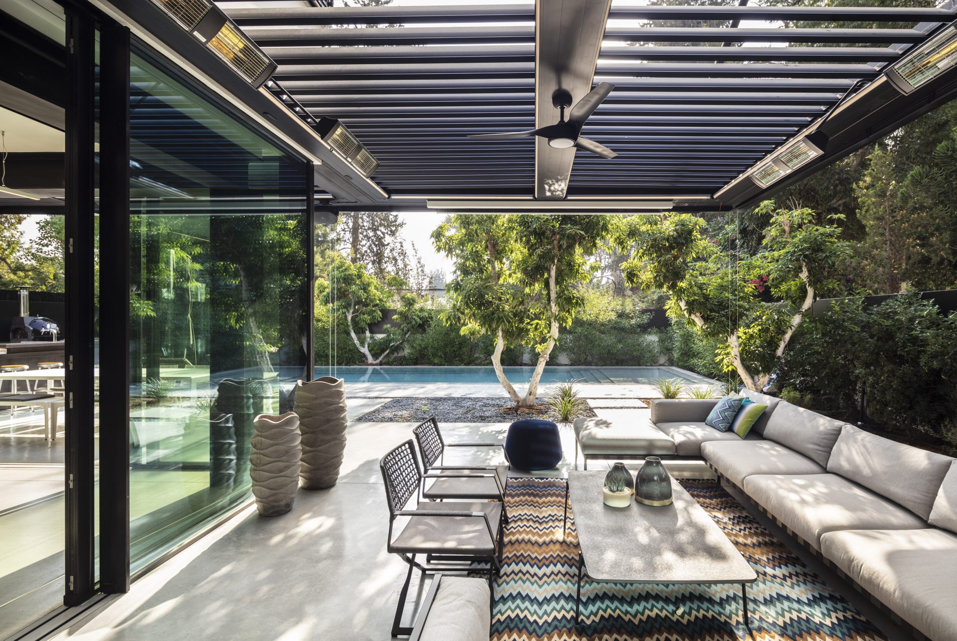 D89 – from rural to modern by Raz Melamed Architect