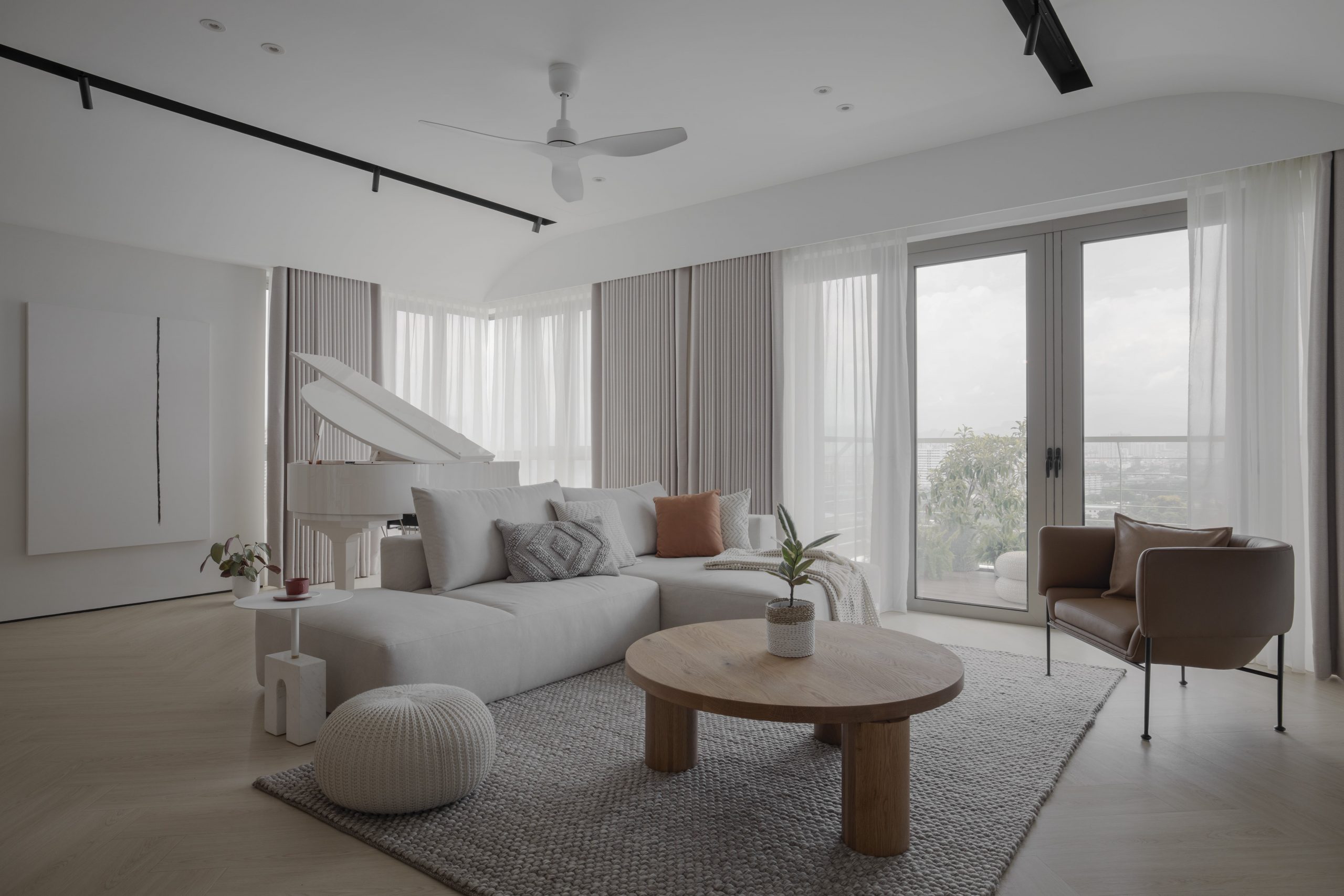 LIVING CURVE by PINS STUDIO