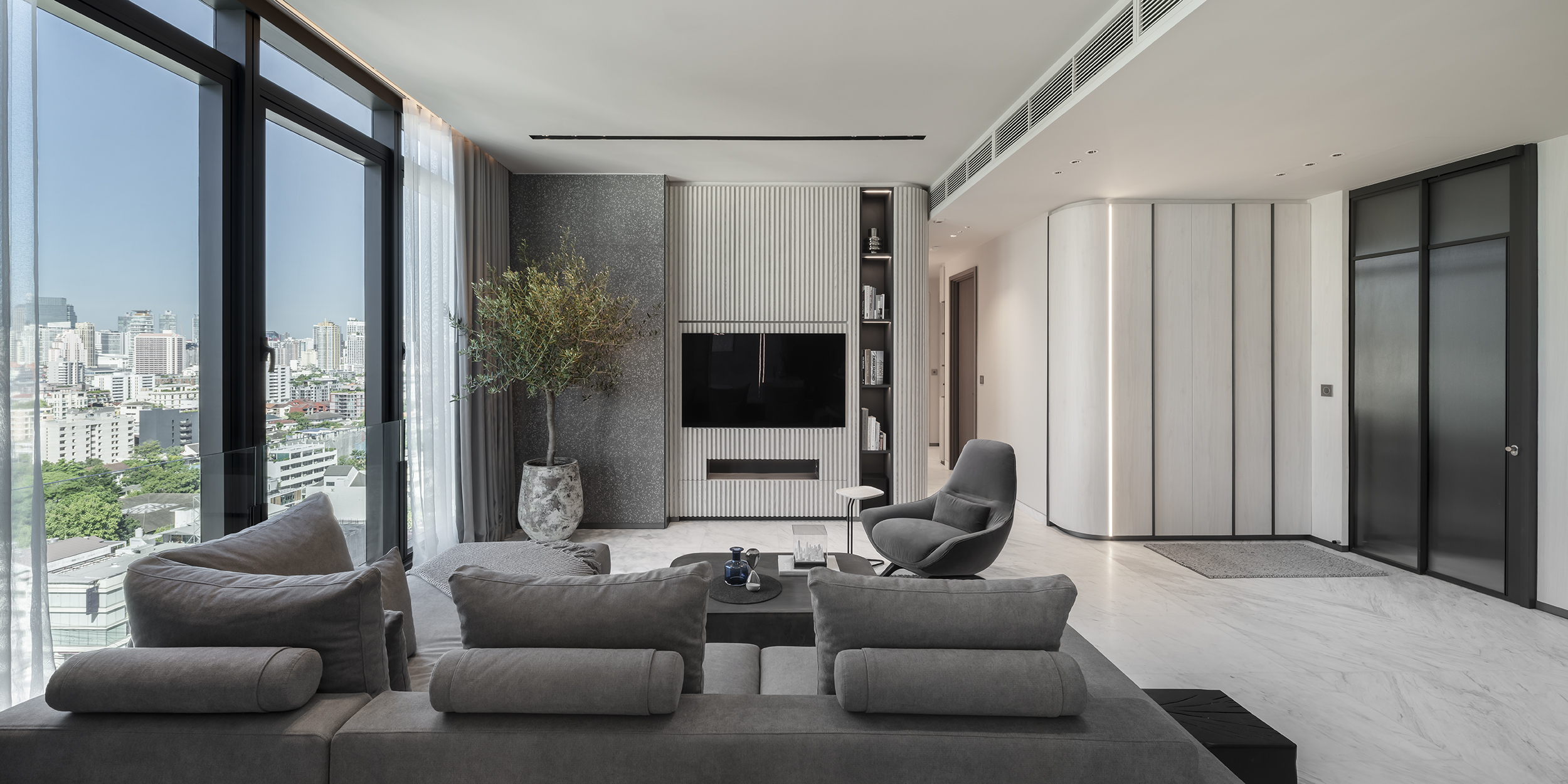 Private residence at the Monument Thonglor by Space+craft