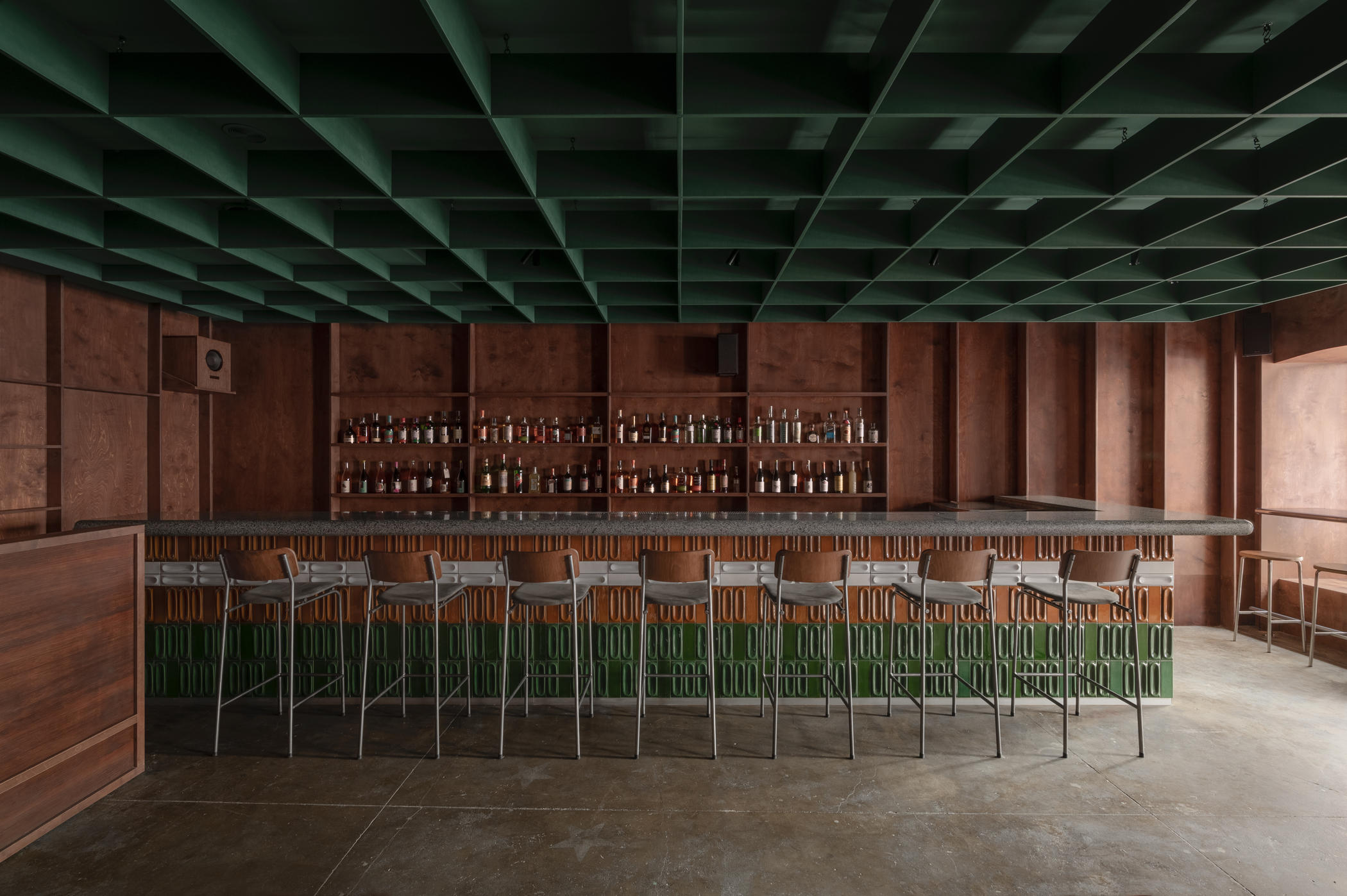 bursa-bar-by-nastia-mirzoyan