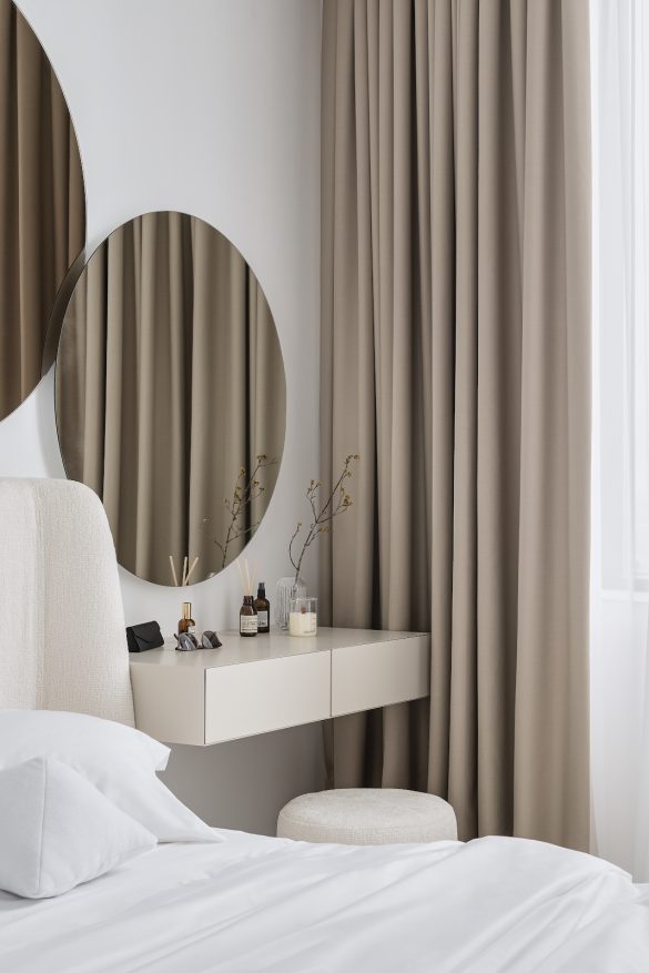 Curated visual reference: Picture Idea: White Glossy Apartment With A City View By Alexander Tischler