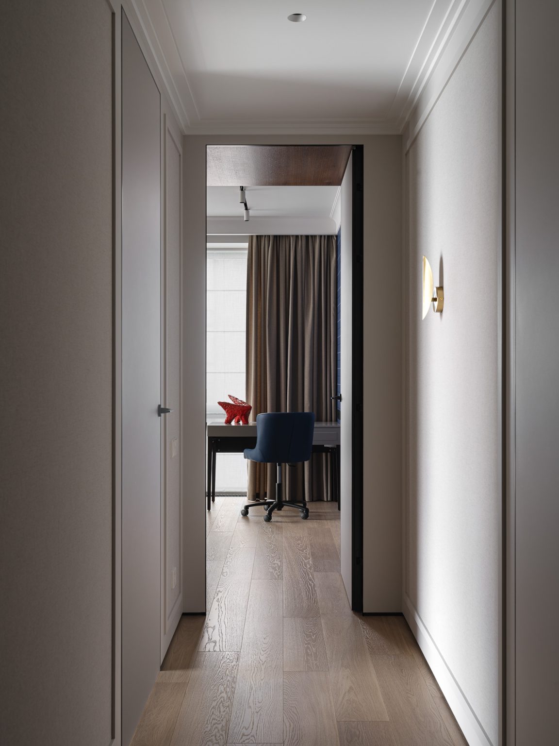 Elegant Art Deco Apartment for a Family with Two Children by Planka ...